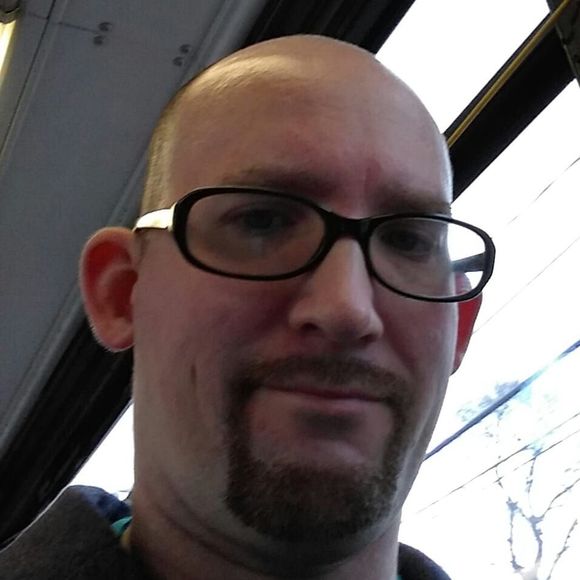 Meet your Posher, Andrew - Picture 1 of 1